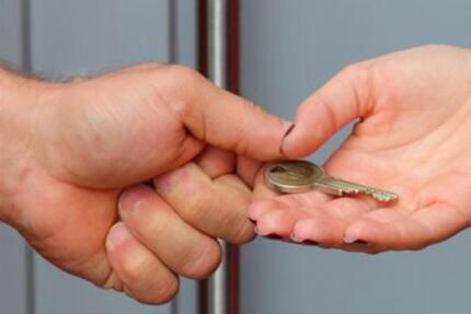 Geräumige Mietwohnung in Pfreimd mit Badewanne und Garage - Schwandorf