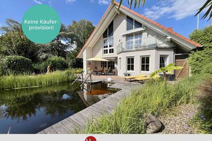 Exklusives Wohnhaus mit Büro und traumhaftem Schwimmteich! - Stuhr Brinkum