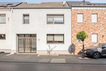 Geräumiges Einfamilienhaus mit Rest Baugrund- Kein Provision - Gangelt