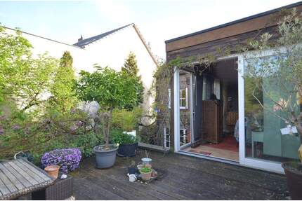 Altbau-Charme trifft Gartenoase – Historisches Stadthaus mit Anbau in Bonn‑Beuel