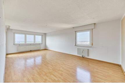 Helle 4-Zimmer-Wohnung mit Weitblick - Schwetzingen