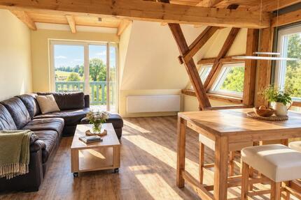 Möblierte Wohnung für 1–2 Wochen Nähe Lensahn | Balkon