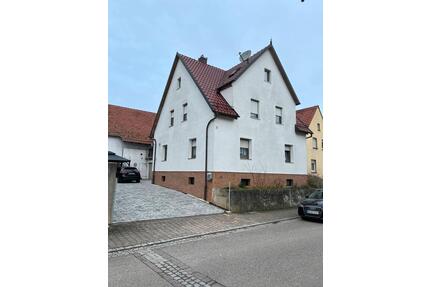 Einfamilienhaus, mit 160 m² - 380.000,00&nbsp;EUR Kaufpreis, ca.&nbsp; 160,00&nbsp;m&sup2; in Brackenheim (PLZ: 74336)