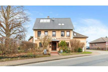 Modernisiertes EFH mit großzügigem Grundstück, Nebenhaus und Garage in Esbeck - Elze