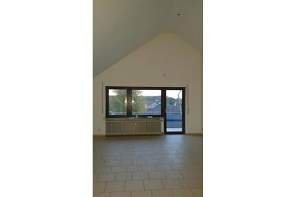 3 Zimmer Wohnung - 950,00&nbsp;EUR Kaltmiete, ca.&nbsp; 75,00&nbsp;m&sup2; in Leutenbach (PLZ: 71397)