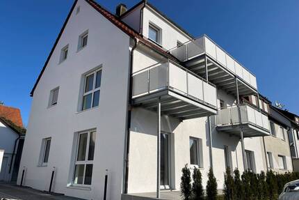 +++FERTIG!!+++Energetisch TOP sanierte Wohnungen in einem 5-Familienhaus im Herzen von Denkendorf!