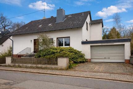 Einfamilienhaus mit großem Garten, Kamin & hohem Ausbaupotenzial - Wennigsen (Deister)