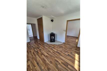 Haus zum Mieten in Tittmoning 1.080,00 € 0 m²