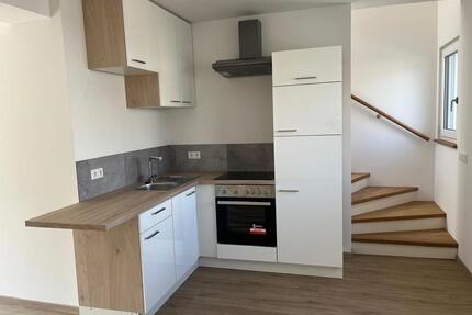 2Zi-Whg, 72qm, 91710 GUN,KfW 40, Maisonette, Balkon. Küche. - Gunzenhausen