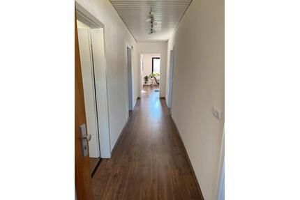 3 ZKB Wohnung zu vermieten - 1.100,00&nbsp;EUR Kaltmiete, ca.&nbsp; 95,00&nbsp;m&sup2; in Schwalbach (PLZ: 66773)