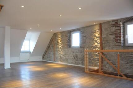 Wohnung Stadtmitte Vohenstrauß - 900,00&nbsp;EUR Kaltmiete, ca.&nbsp; 120,00&nbsp;m&sup2; in Vohenstrauß (PLZ: 92648)