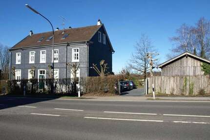Haus zum Mieten in Wermelskirchen 3.000,00 € 350 m²