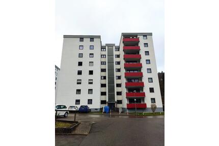 Einziehen & Wohlfühlen: gepflegte 3-Zi-Wohnung mit EBK – im EG - Oberndorf am Neckar