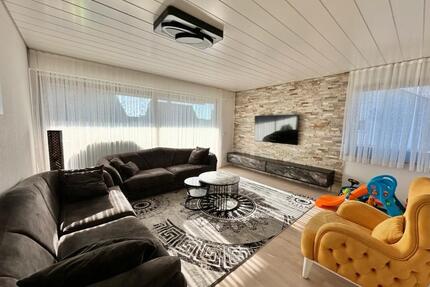 Moderne kernsanierte 3,5 Zimmer Wohnung mit Balkon & Garage - Dauchingen