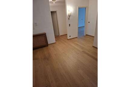 Wohnung zum Mieten in Bad Neuenahr 1.000,00 € 94 m²