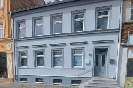 Wunderschöne 2 Raum Wohnung im DG im 3-MFH Innenstadt Wittenberge