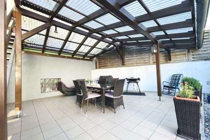 Haus zum Kaufen in Wiesenbach 499.000,00 € 233 m²