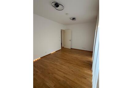 Die Wohnung, die ich sagte - 1.435,00&nbsp;EUR Kaltmiete, ca.&nbsp; 80,00&nbsp;m&sup2; in Berlin (PLZ: 13597) Spandau