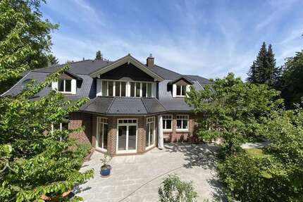Haus zum Kaufen in Quickborn 1.849.000,00 € 352 m²