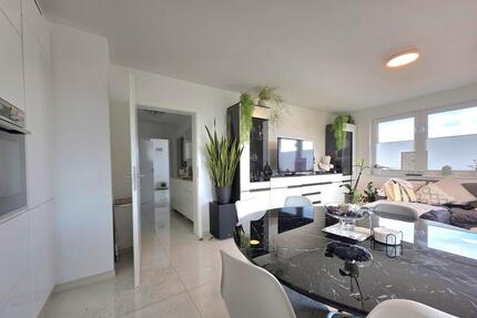 Exklusive 3 Zimmer Penthouse Wohnung mit EBK - provisionsfrei - Leverkusen Schlebusch