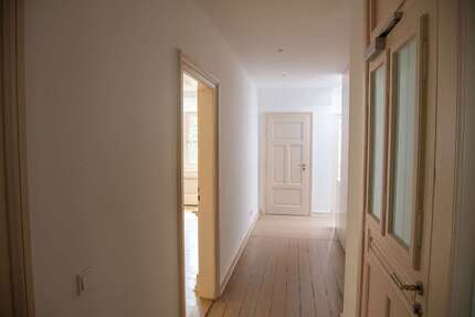 Wohnung zum Mieten in Frankfurt am Main 2.300,00 € 120 m²