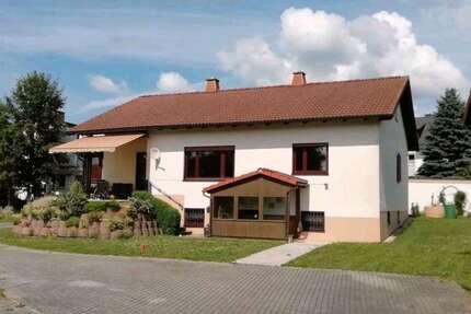 Haus zum Kaufen in Thiersheim 414.000,00 € 250 m²