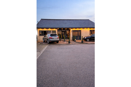 Moderner Bungalow in ruhiger Rheinberg-Lage