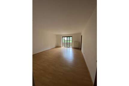 Wohnung zum Mieten in Rodewisch 385,00 € 70 m²