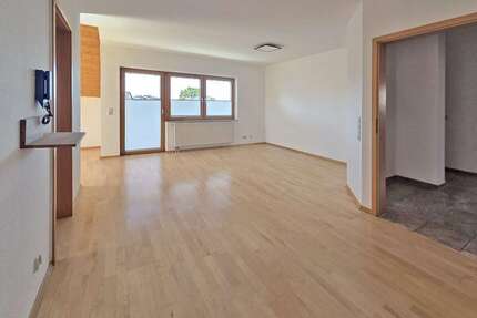 Wohnung zum Mieten in Böblingen 1.300,00 € 109 m²