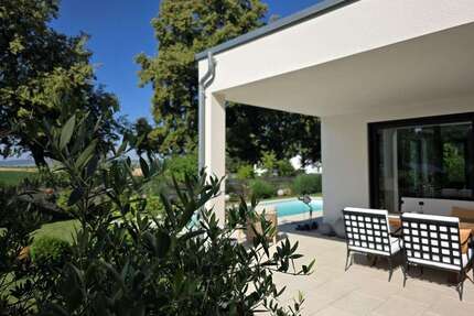 Haus zum Kaufen in Wallerstein 998.000,00 € 202 m²