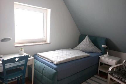 ♦️Ferienwohnung mit Singleküche 20 qm ♦️für 1 Person + 1 Kind - Günzburg