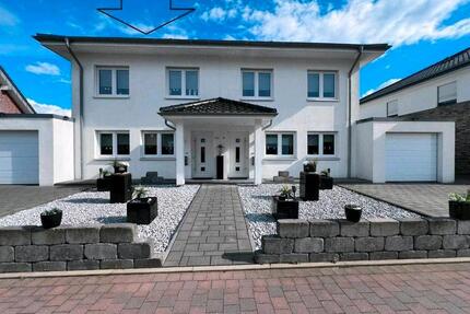 Moderne möblierte DHH in Vreden zu vermieten – mit Garten