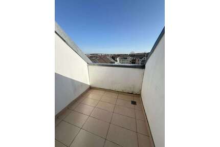 Wohnung zum Mieten in Chemnitz 352,00 € 78.71 m²