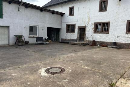 Charmanter Bauernhof mit großem Grundstück - Vettweiß