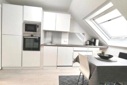 Möblierte 3 Zimmer Wohnung - 1.500,00&nbsp;EUR Kaltmiete, ca.&nbsp; 60,00&nbsp;m&sup2; in Wiesbaden (PLZ: 55246) Mainz-Kostheim