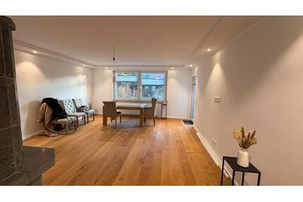 Sanierte Wohnung inkl. Kamin - 1.350,00&nbsp;EUR Kaltmiete, ca.&nbsp; 83,00&nbsp;m&sup2; in Wennigsen (Deister) (PLZ: 30974)