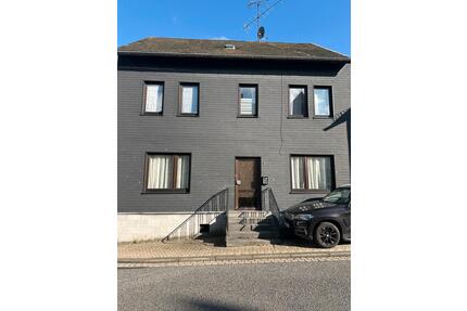 Haus zu verkaufen - 130.000,00&nbsp;EUR Kaufpreis, ca.&nbsp; 218,00&nbsp;m&sup2; in Blankenrath (PLZ: 56865)