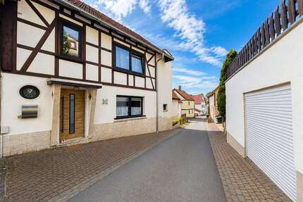 Haus zum Kaufen in Wutha-Farnroda 141.000,00 € 117 m²