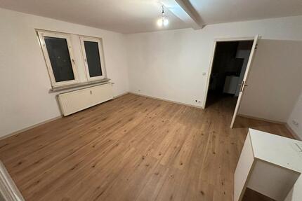 2 Zimmerwohnung ab sofort in Worms zu vermieten.