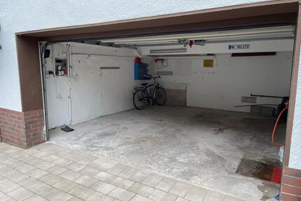 Garage für zwei Autos zu vermieten - Altena