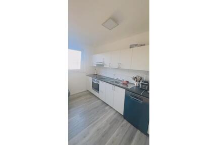 Wohnung 4 Zimmer - 1.270,00&nbsp;EUR Kaltmiete, ca.&nbsp; 100,00&nbsp;m&sup2; in Neumünster (PLZ: 24534)