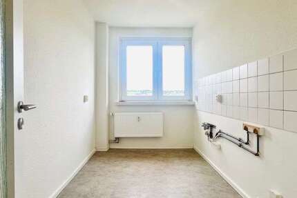 Wohnung zum Mieten in Freital 332,79 € 48.94 m²