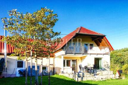 Haus zum Kaufen in Gerhardshofen 740.000,00 € 231.19 m²