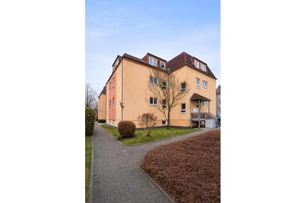 1-Zimmer-Wohnung mit EBK, Terrasse & Außenstellplatz - Pulsnitz