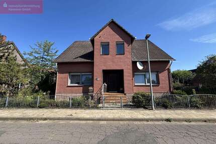 Haus zum Kaufen in Uetze 239.000,00 € 179 m²