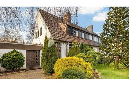 DHH zum Sanieren & Wohlfühlen | Garage, großer Garten, neue Elektrik und jede Menge Platz für Ideen - Bremerhaven Lehe