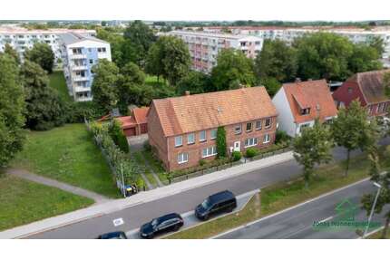 Haus zum Kaufen in Schwerin 620.000,00 € 296 m²