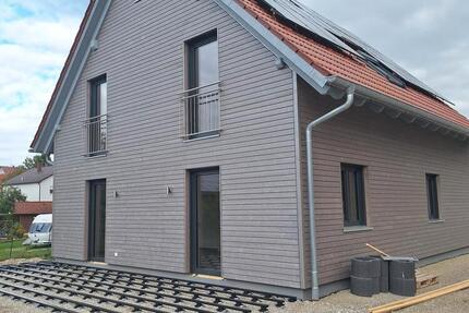Neubau Einfamilienhaus in ruhiger Lage, 145 m², 2250 € - Mittelstetten