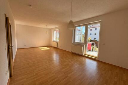 3-Zimmer Wohnung mit Garten, Balkon und Carport Stellplatz - Nauen