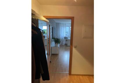 Sonnige 2-Zimmer-Wohnung mit großem Balkon zu vermieten - Überlingen